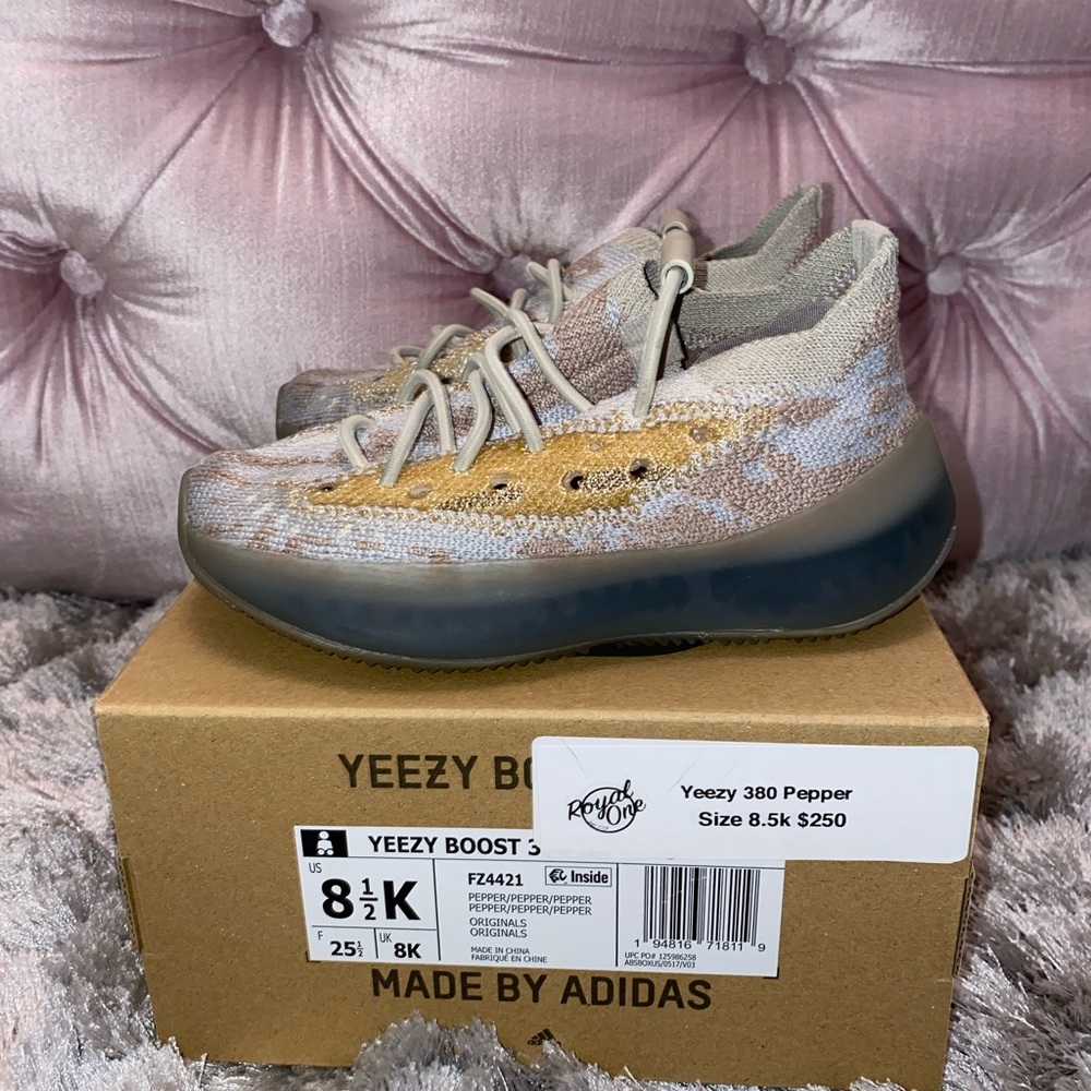 Yeezy Boost 380 BRAND NEW Toddler size 8.5. Mist
